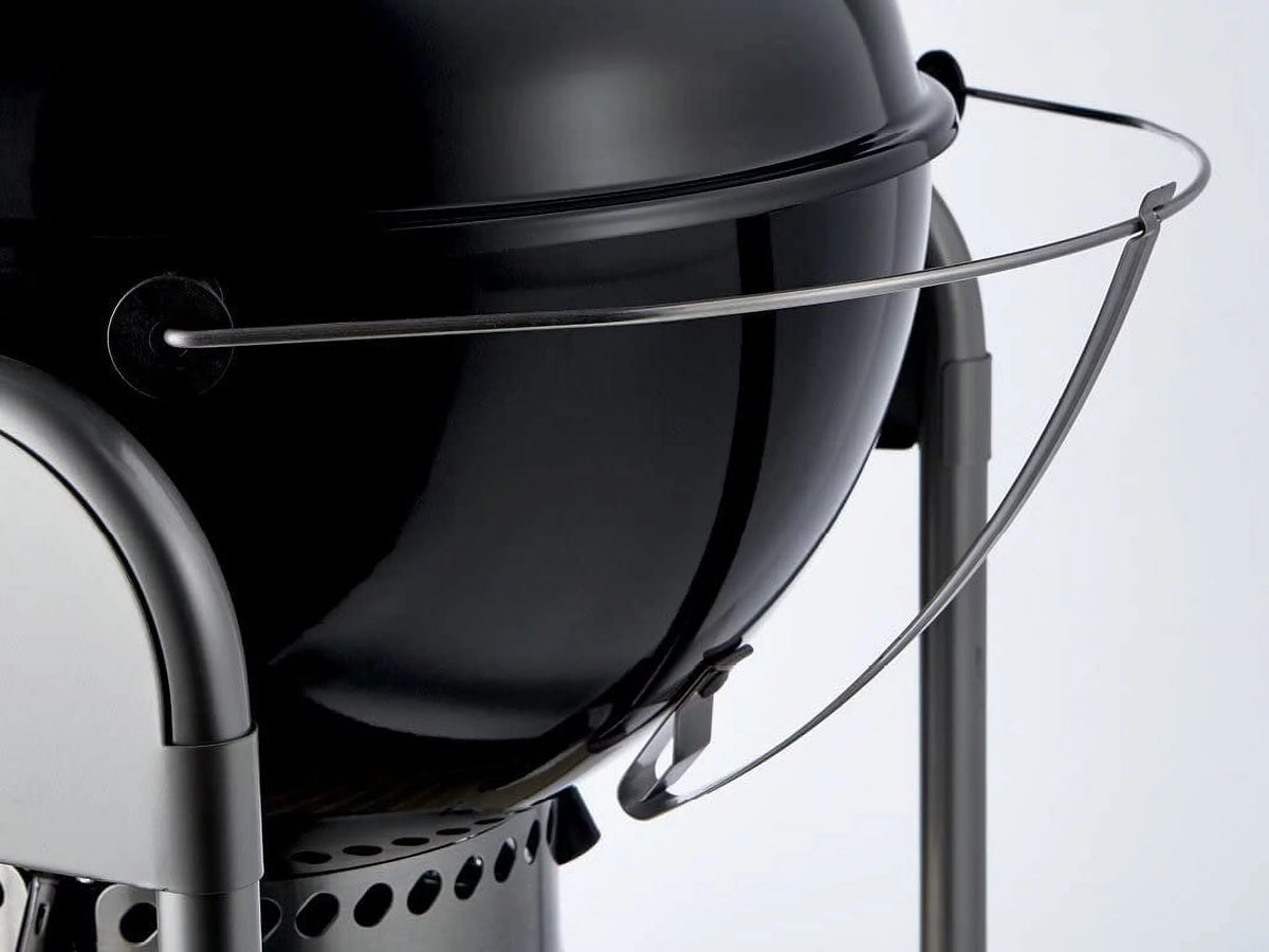 22-Inch Black Charcoal Grill O682331