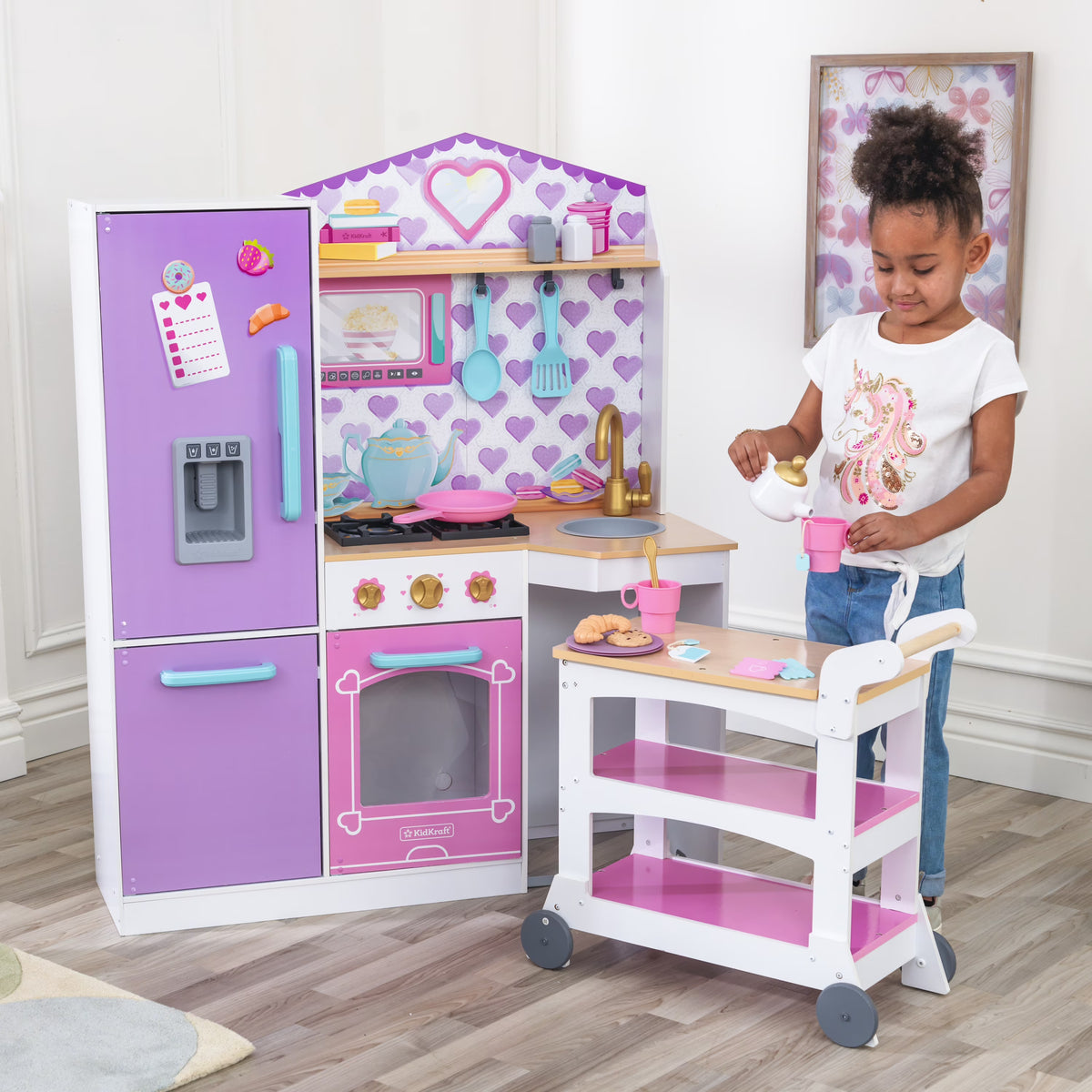 Wooden Play Kitchen with 21 Accessories E770