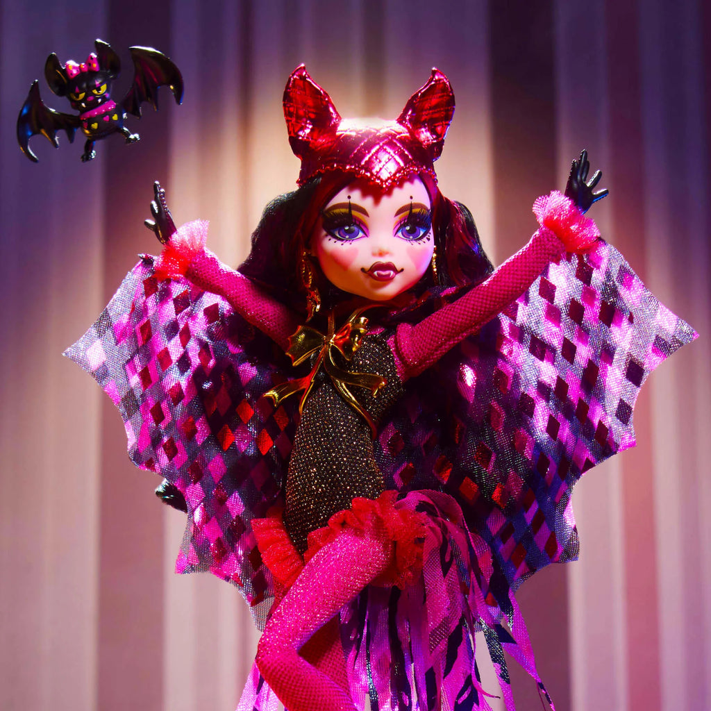Draculaura Figure Q6593