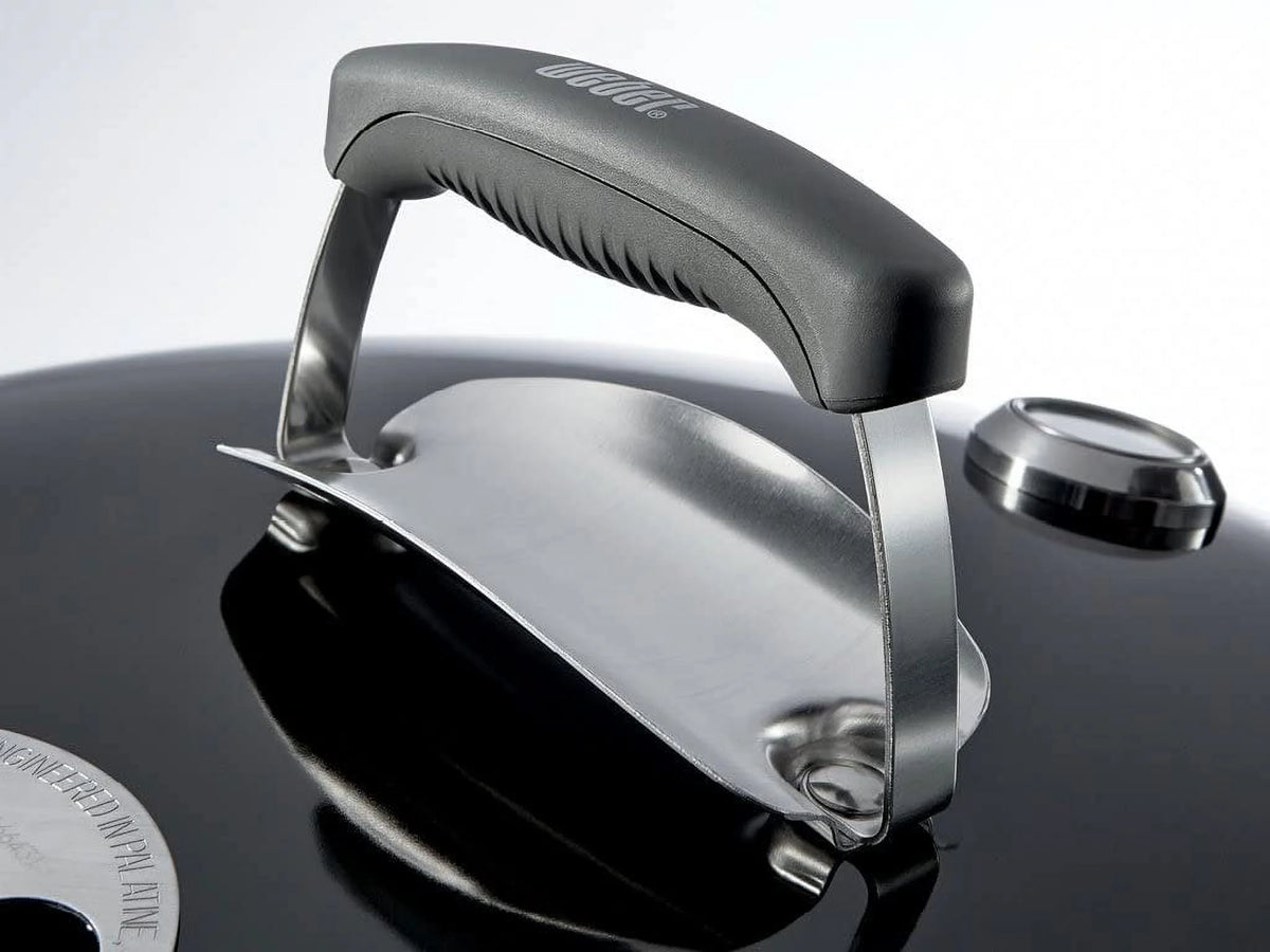 22-Inch Black Charcoal Grill O682331