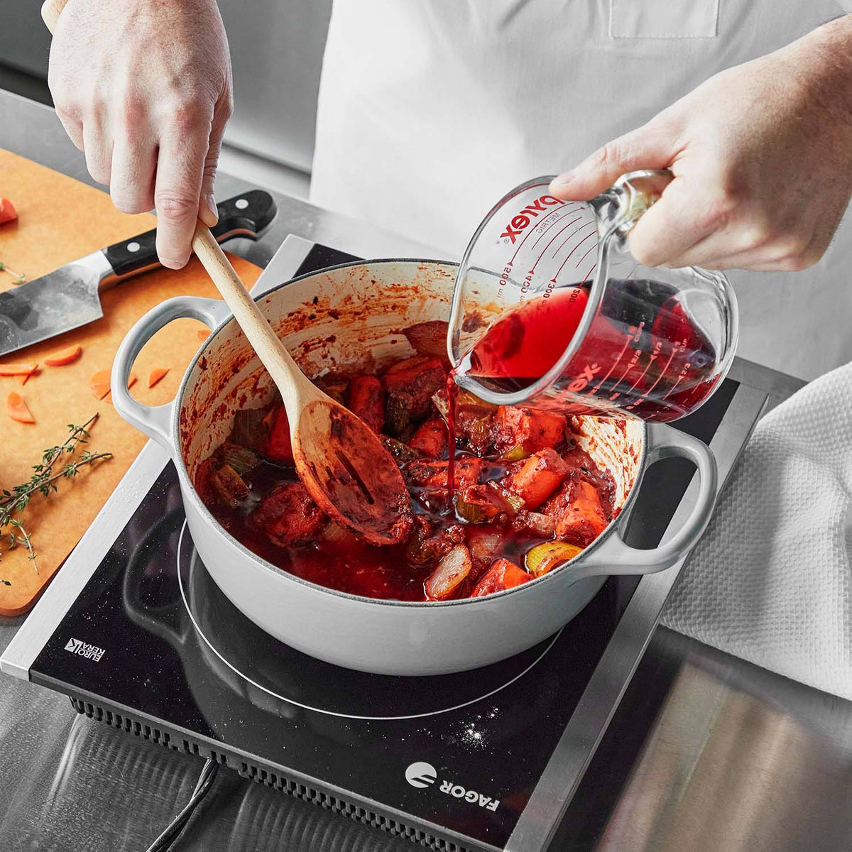3.5 Qt. Cast Iron Sauteuse Deep Teal W5260