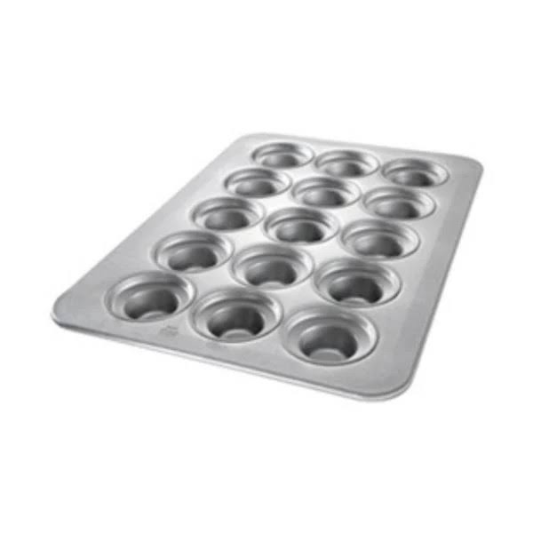 Large Crown Muffin Pan, 24 Moulds Q2747