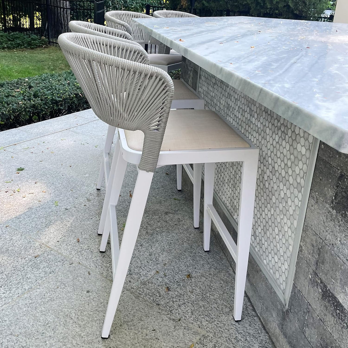 Set of 2 White Aluminum Rattan Barstools with Backrest and Cushion Y259410