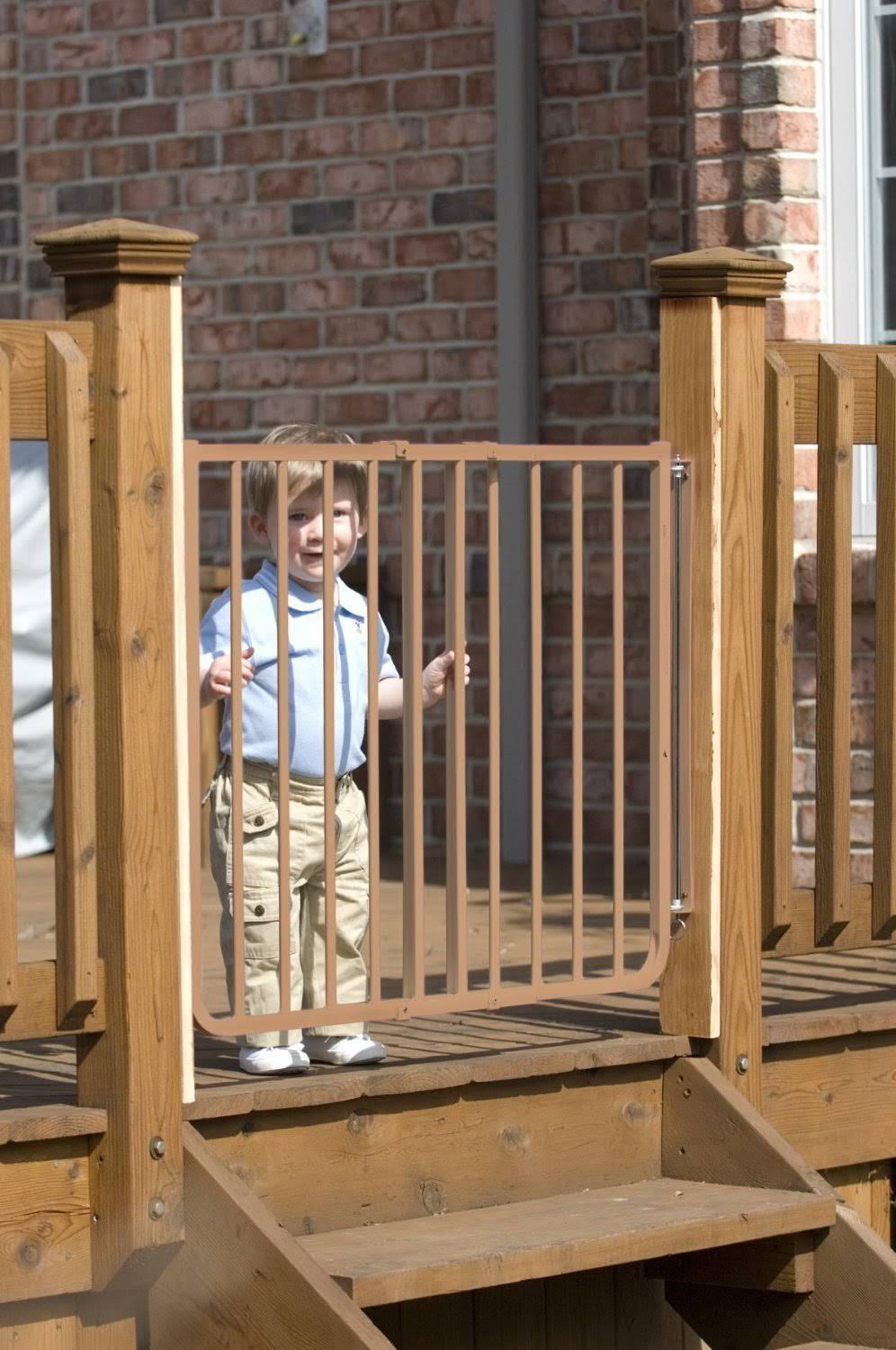 Brown Outdoor Safety Gate C847