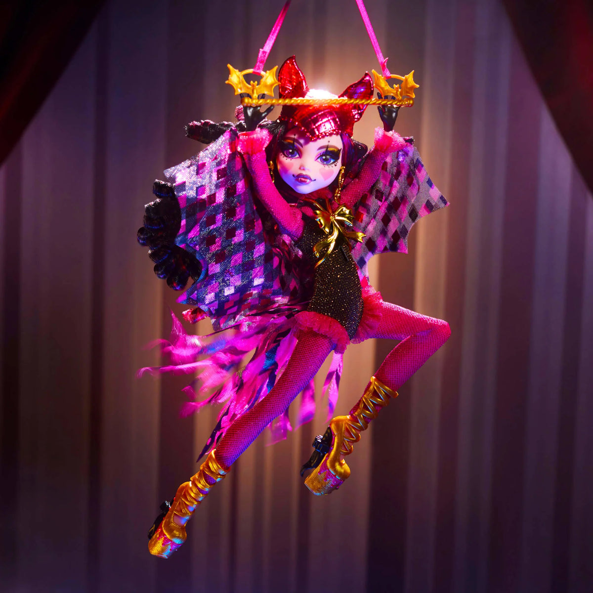 Draculaura Figure Q6593