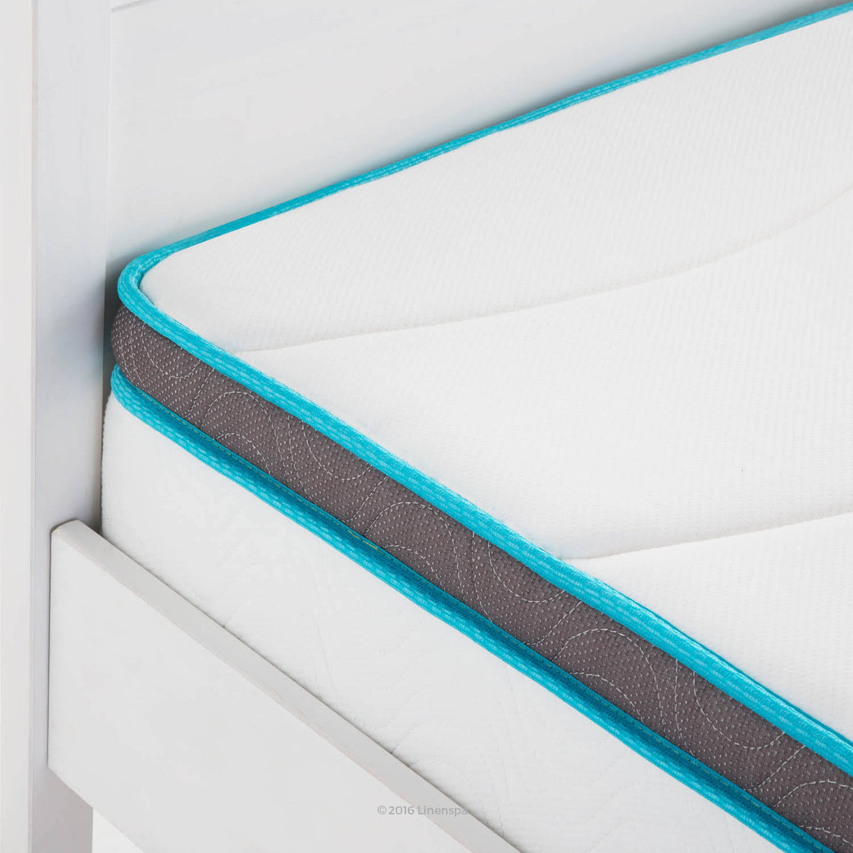 Twin XL Memory Foam and Innerspring Hybrid Mattress N540738