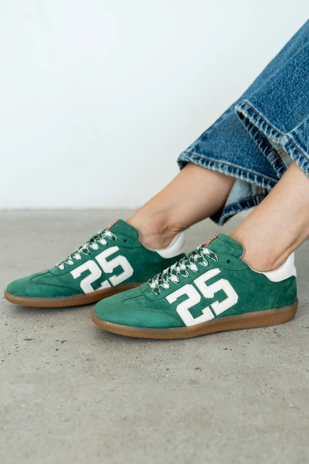 Retro Sneakers in Green A5595