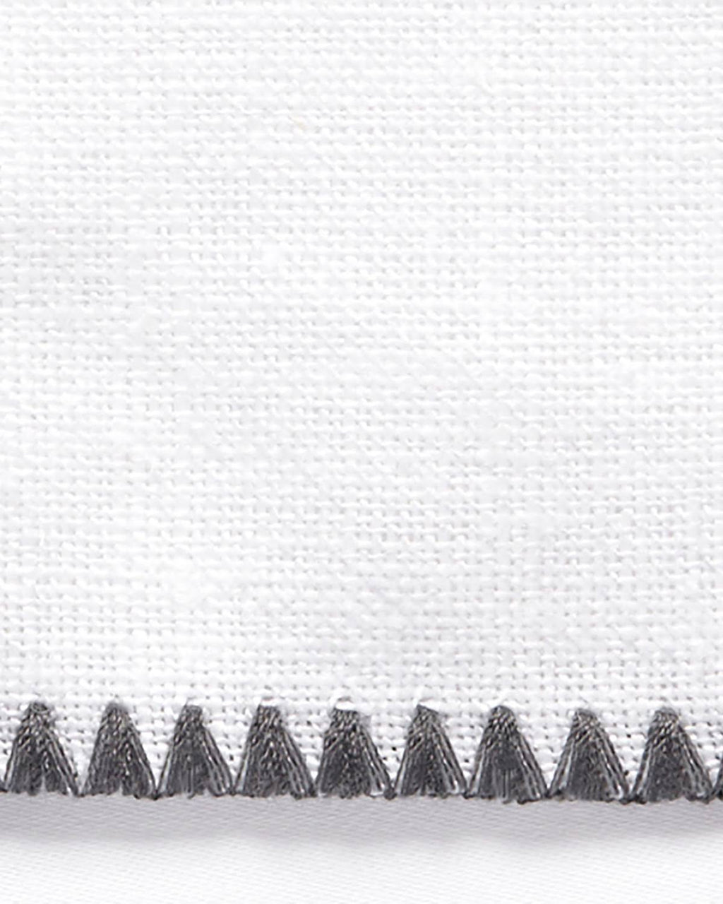 White Charcoal Oblong Table Cloth W1985