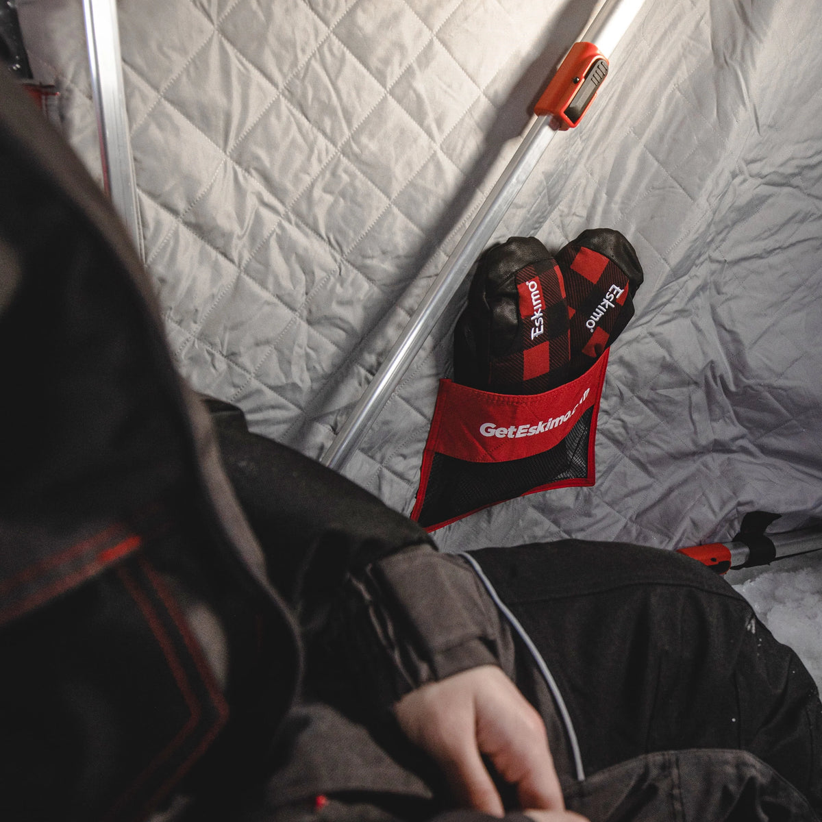 Insulated Two Person Sled Shelter O956395