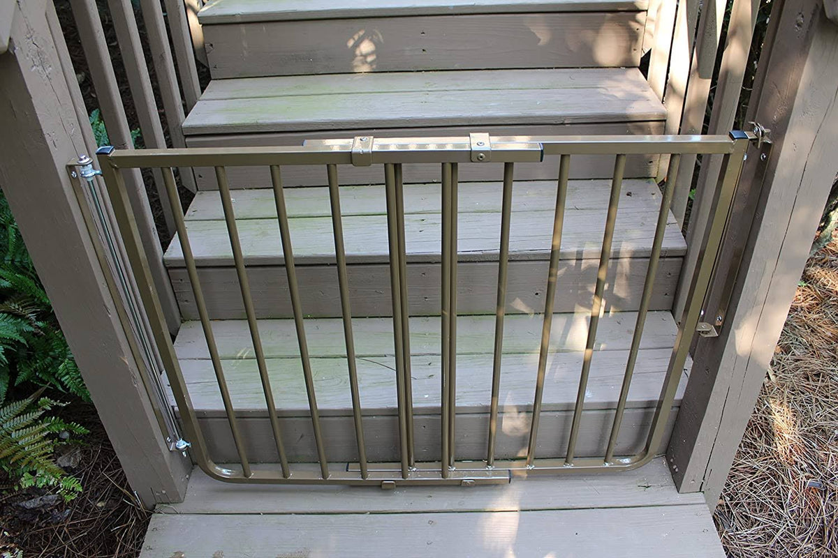 Brown Outdoor Safety Gate C847
