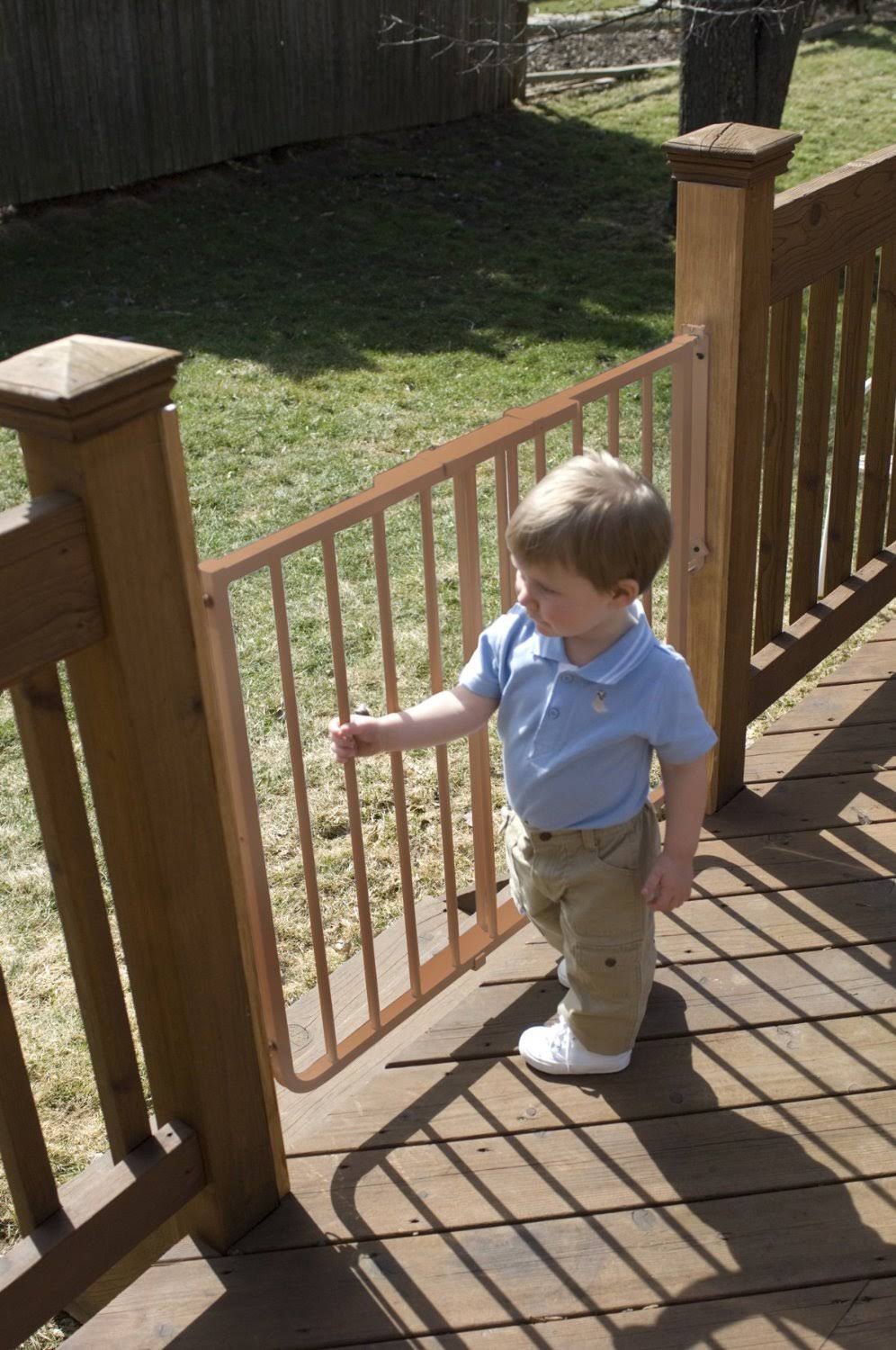 Brown Outdoor Safety Gate C847