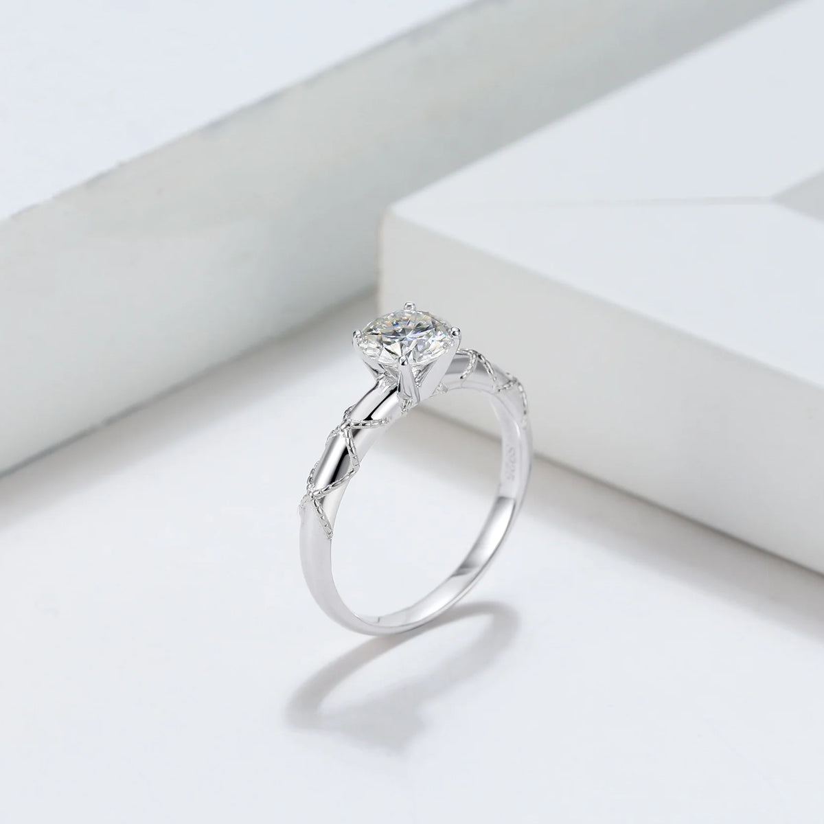 1 Ct Moissanite Sterling Silver Engagement Ring Z607317