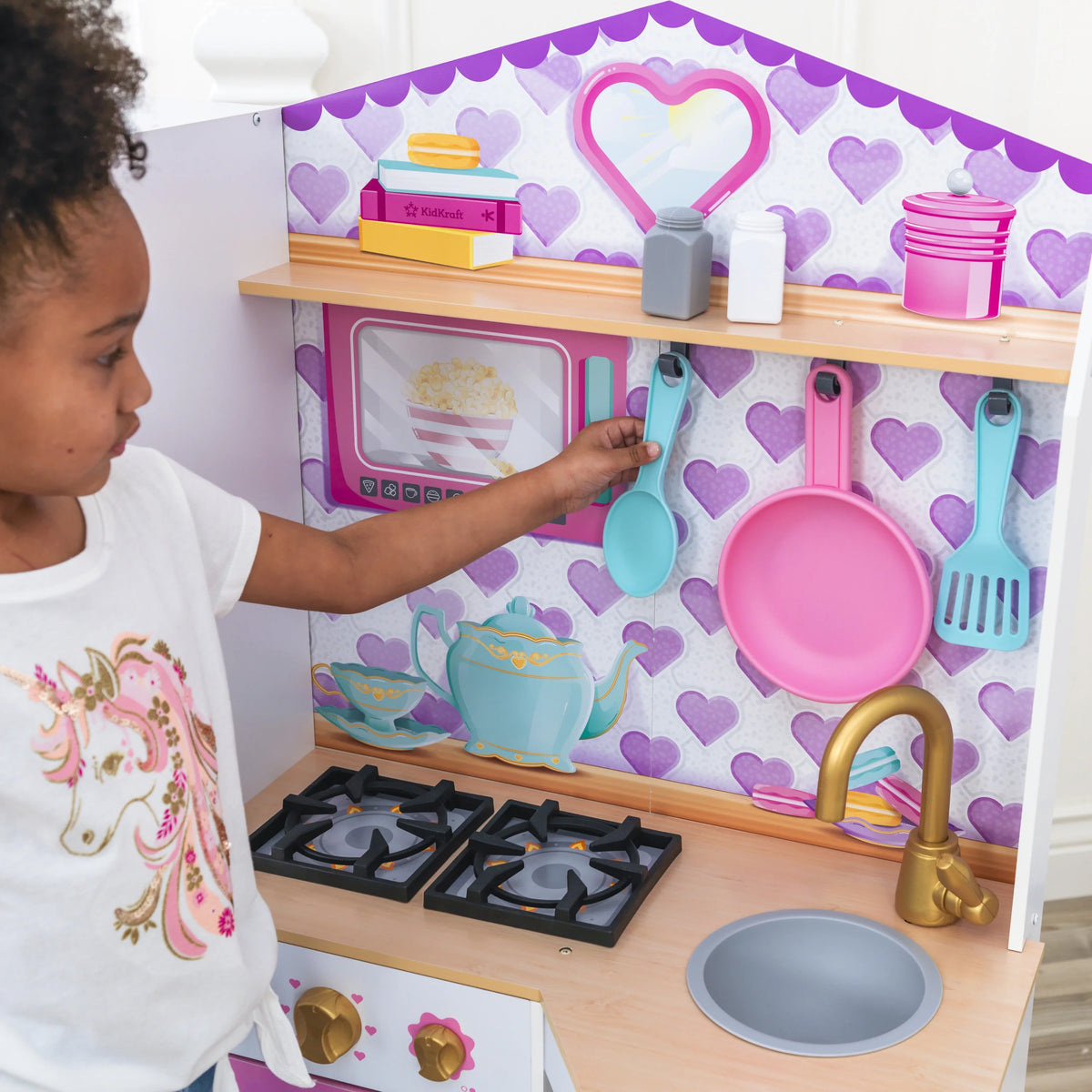 Wooden Play Kitchen with 21 Accessories E770