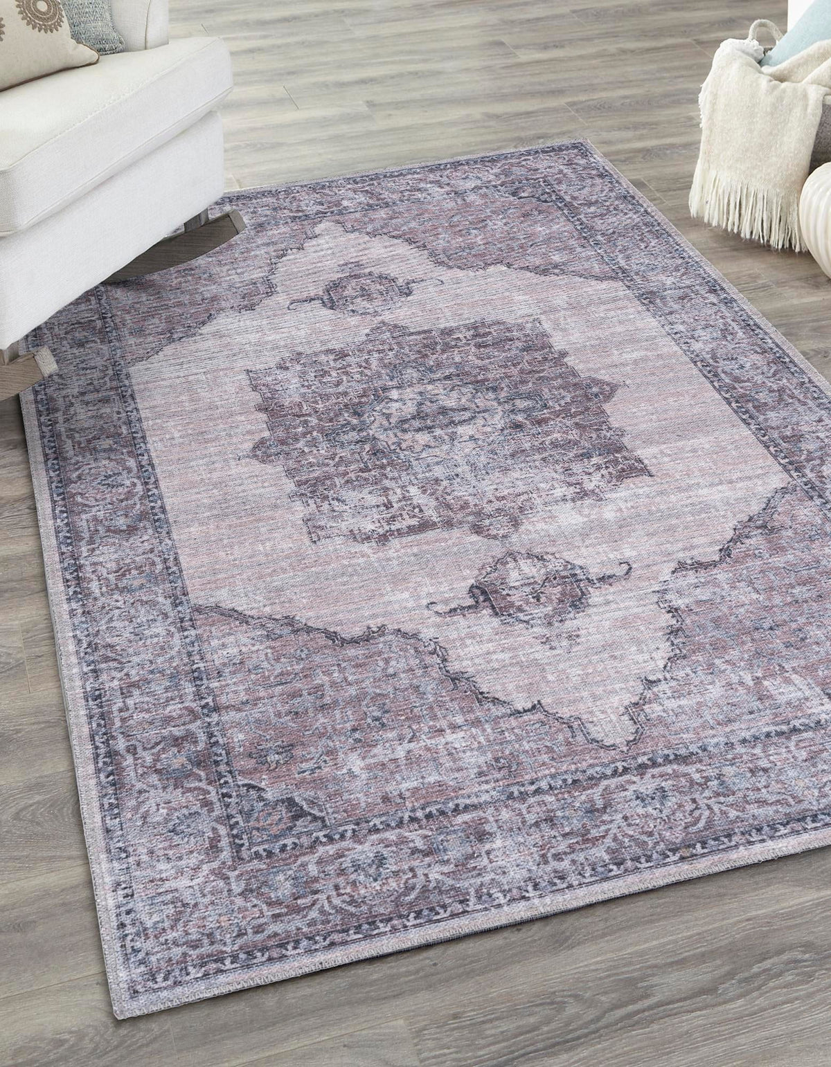 9' 2 x 12' Ivory And Gray Low Rug C908063