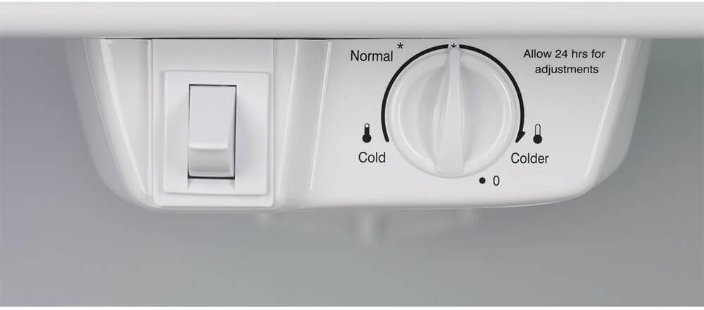 Stainless Steel Top Freezer Refrigerator N865