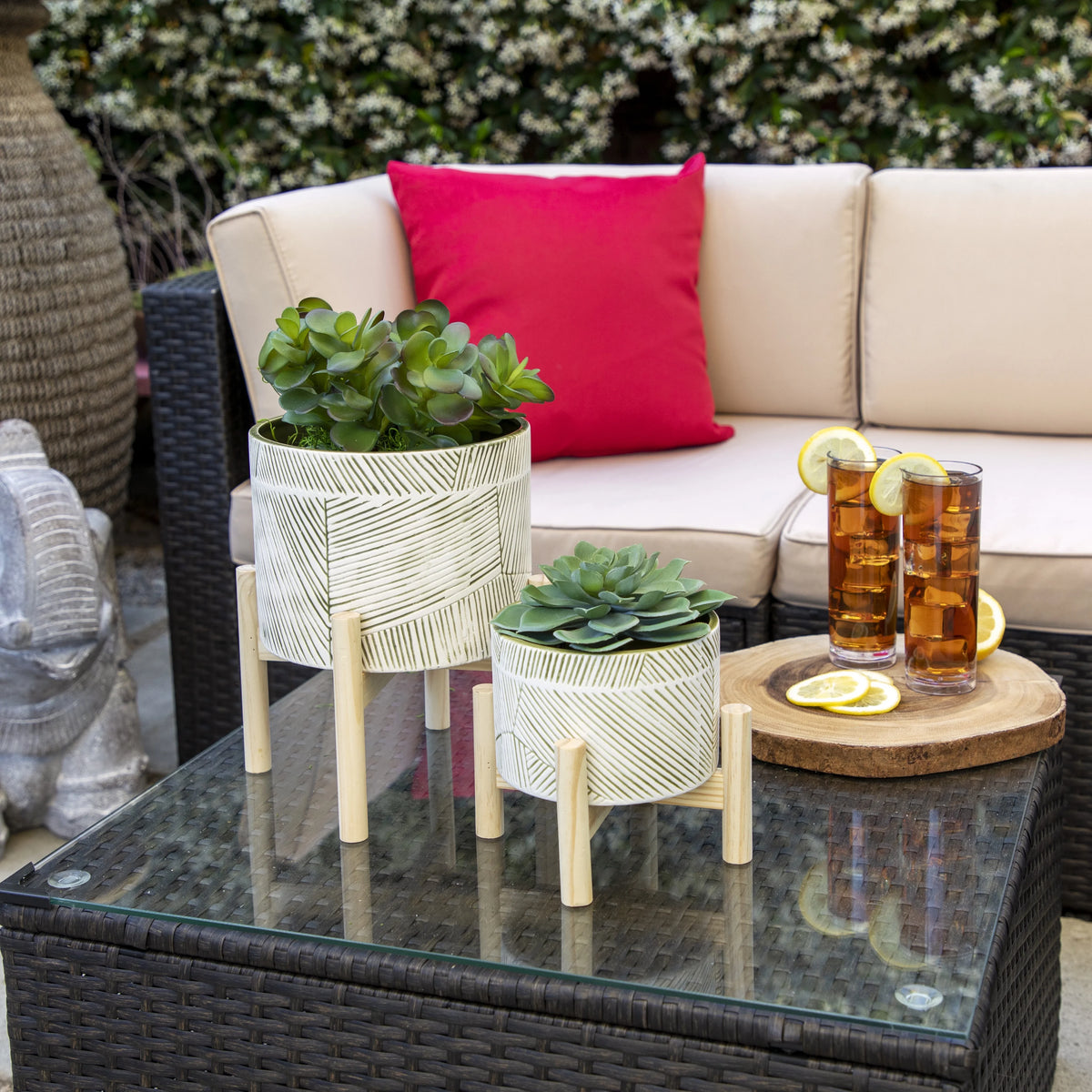 Ceramic Planter with Wood Stand S699