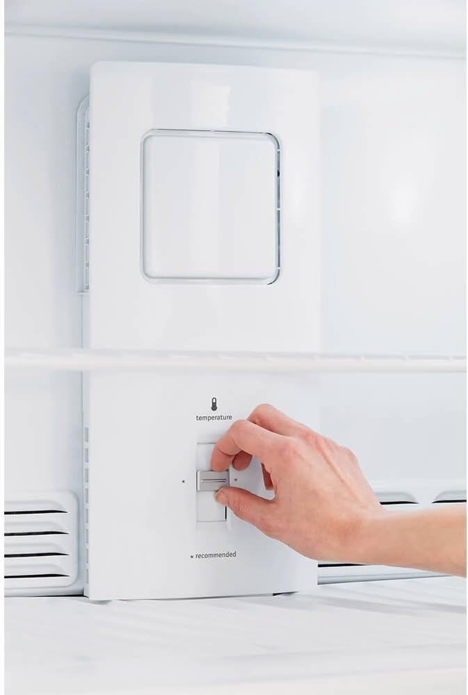 Stainless Steel Top Freezer Refrigerator N865